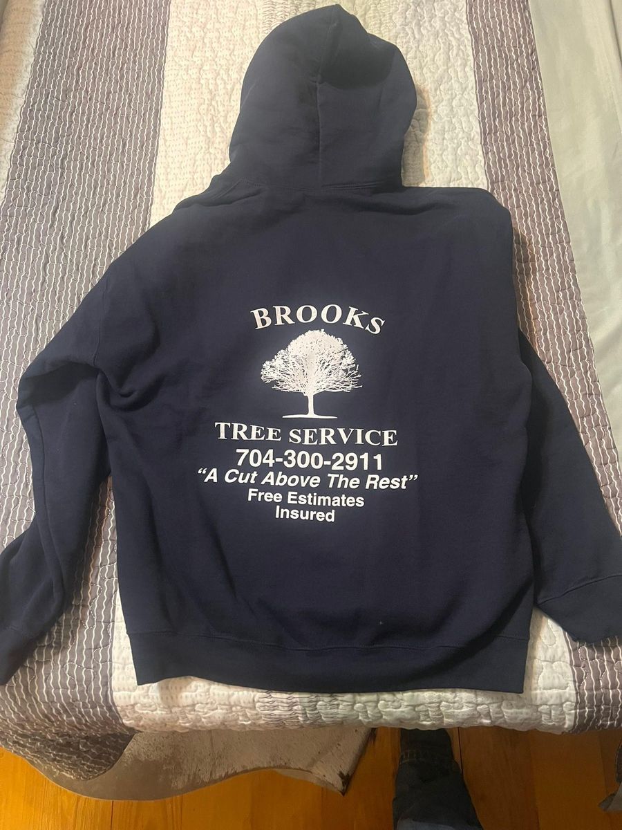 Fall Clean Up for Brooks Tree Service, LLC in Casar, NC