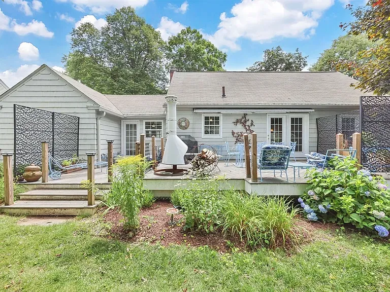 For Sale: 94 Fenimore blvd Springfield mass for Nelson Foss - Realtor in Connecticut, CT