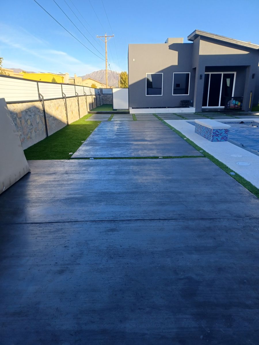 Stamped Concrete accents for Oasis Landscaping LLC  in El Paso, TX