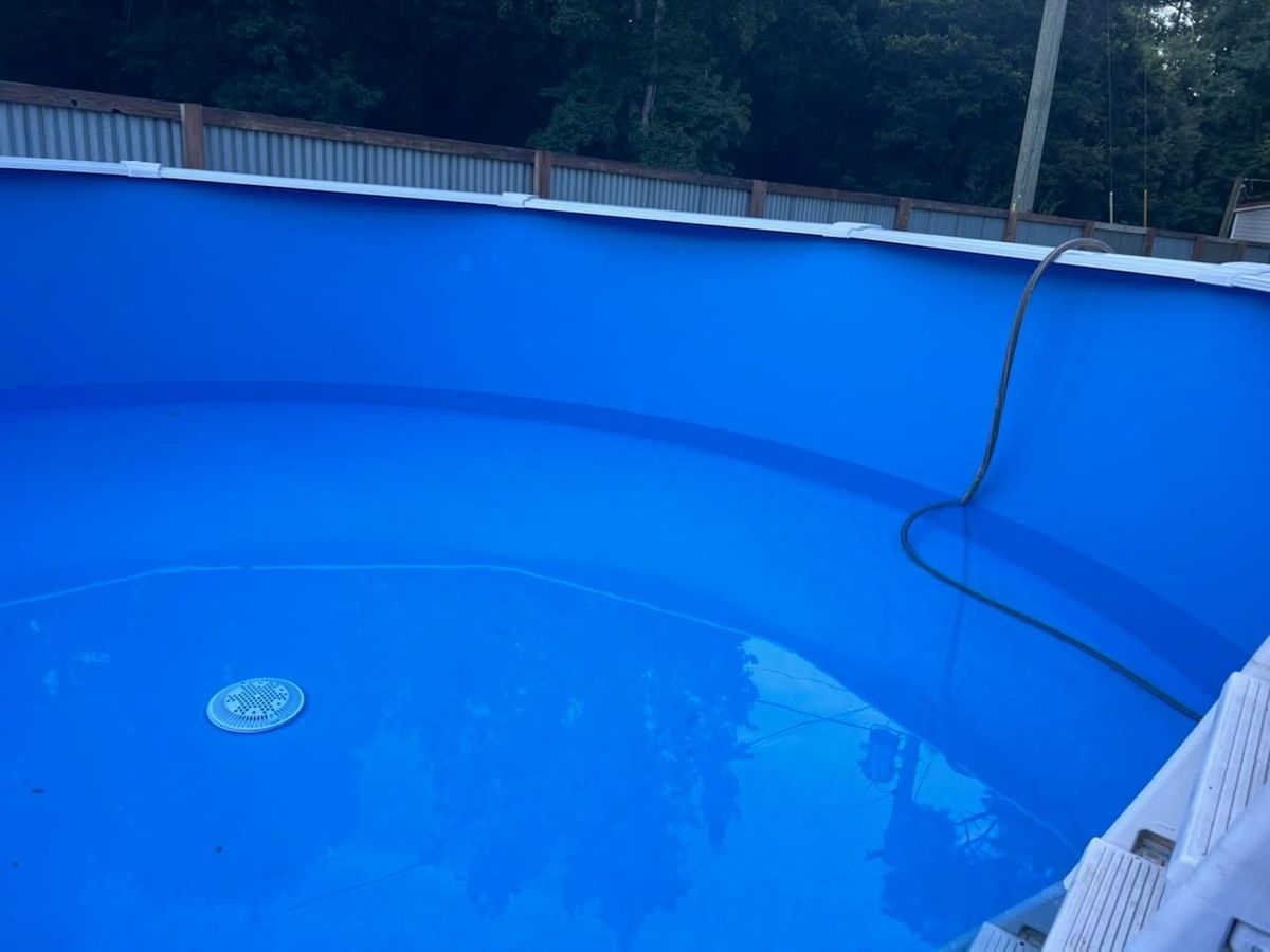 Pool Liner Changes for Down & Dirty Pool Service in Crawfordville, FL