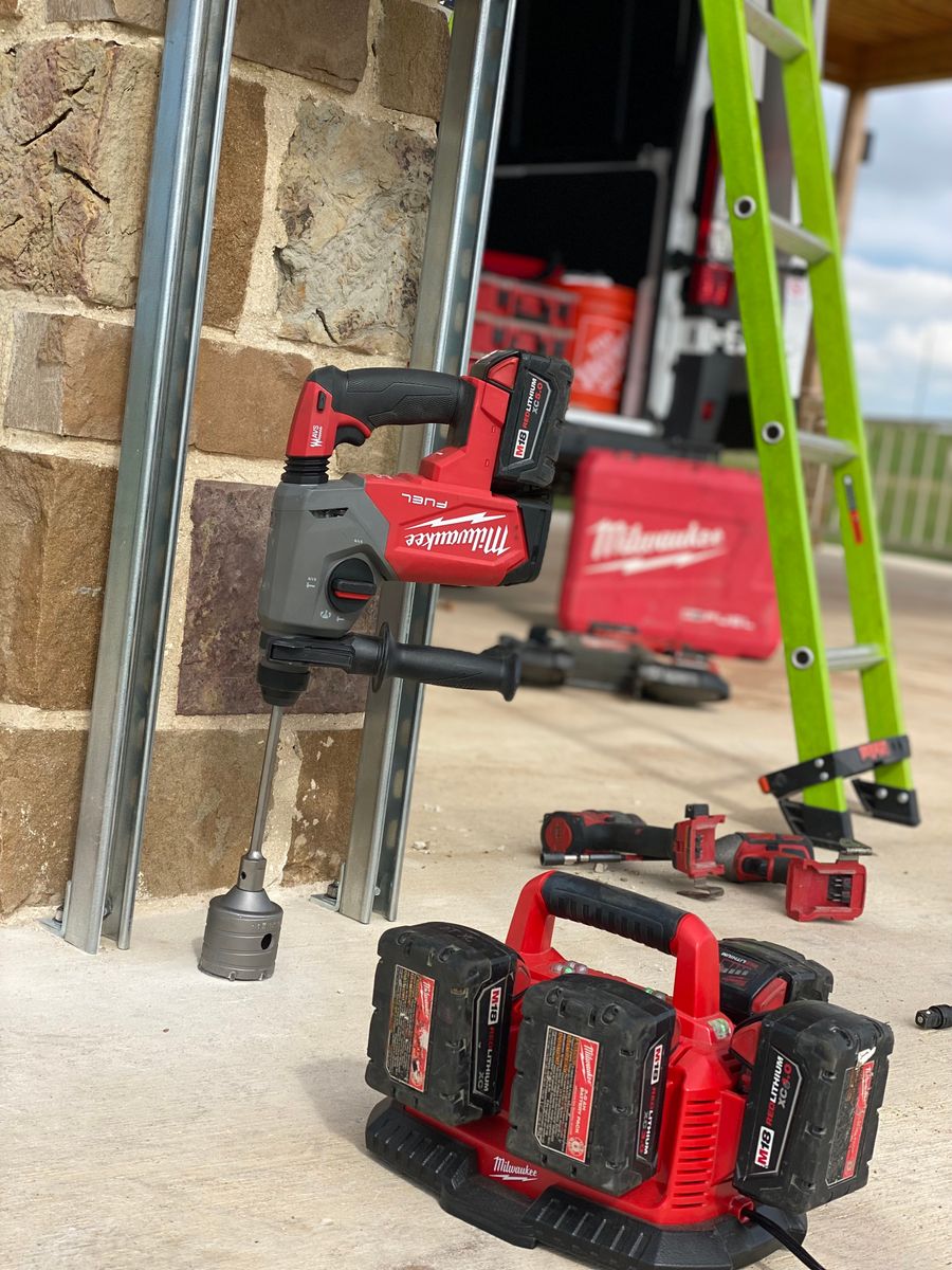 Lighting Installation and Repairs for LUX Electric in Floresville, TX