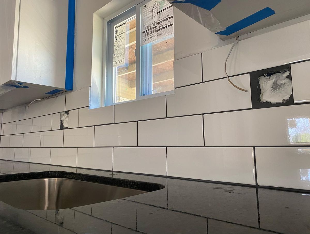Kitchen Backsplash Installation for Alpha Tiles LLC in Atlanta, Georgia