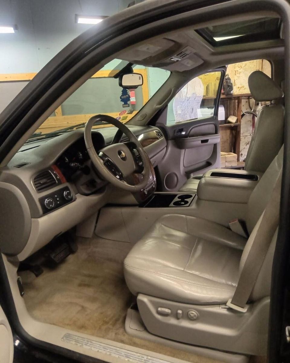 Full Detail Service for Luxury Auto Detail in Peoria, IL