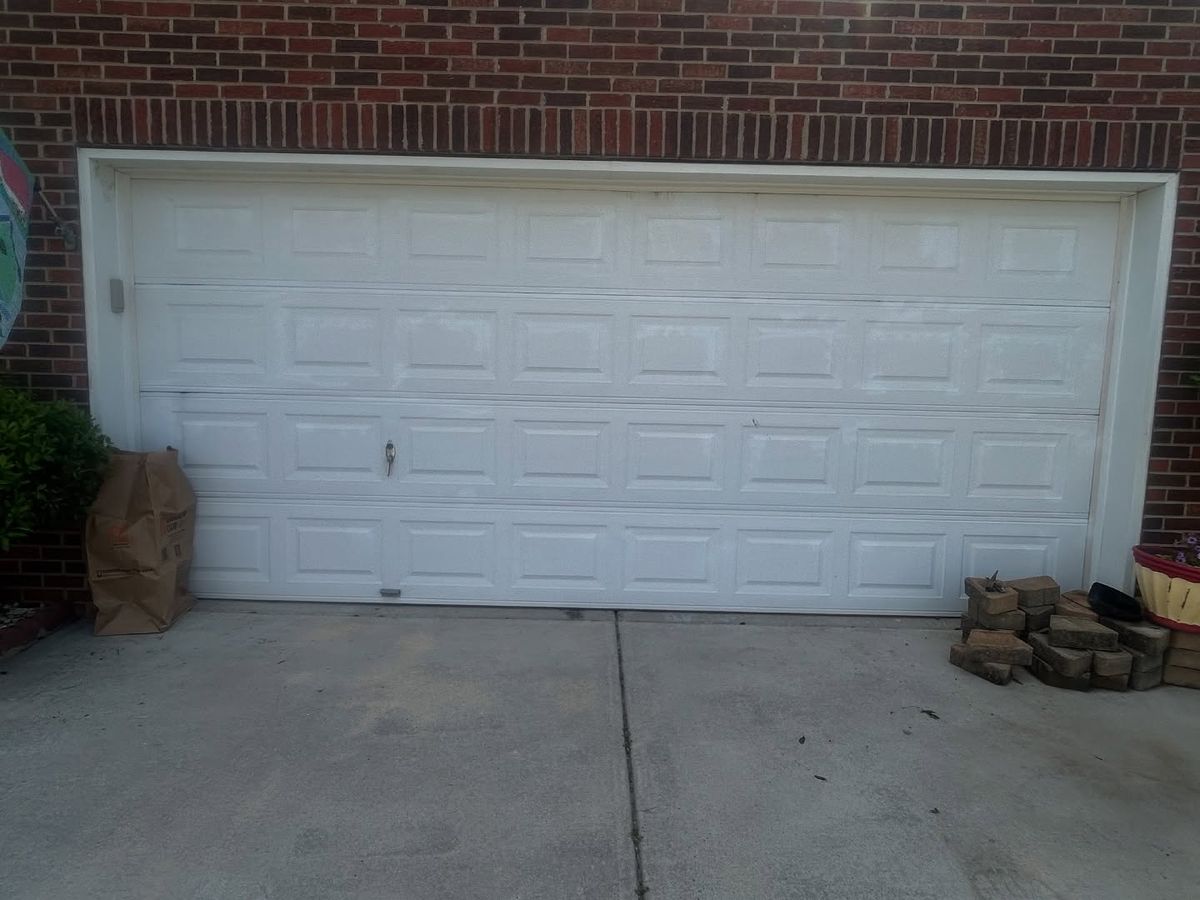 Garage Door Installation for JM Garage Door Enterprises LLC in Charlotte, NC