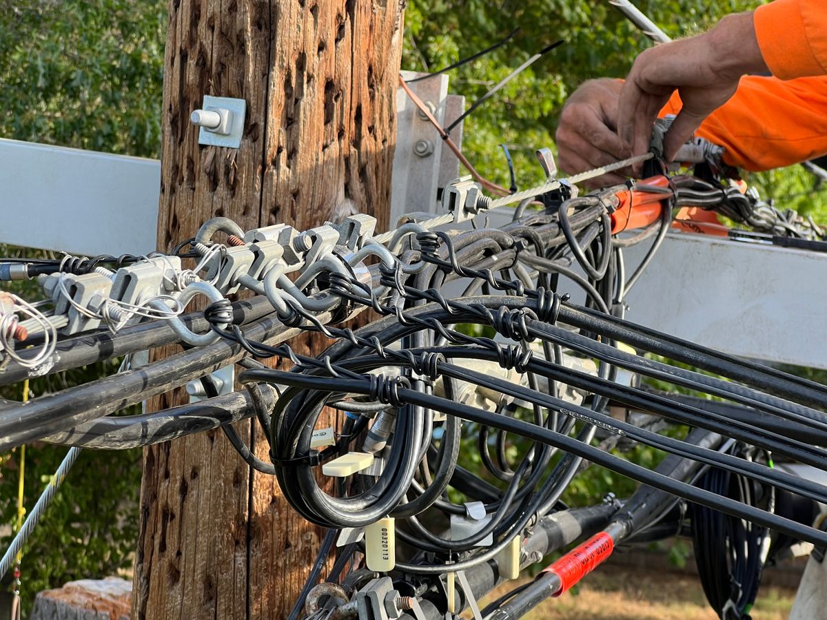 Communication Line Repairs for Hammons Construction LLC in Eugene, OR