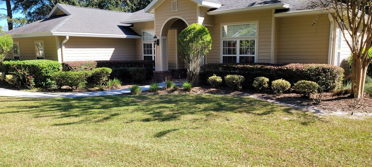 Shrub Trimming for Tyson’s Full Service Lawn Care in Starke, FL