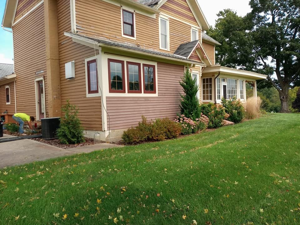 Fall and Spring Clean Up for Xtreme landscaping LLC in Cambridge, OH