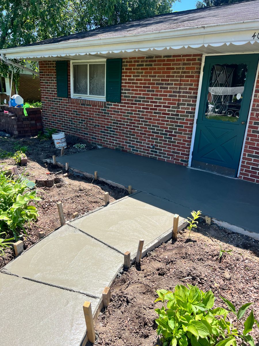 Sidewalk Installation for Davies Concrete and Construction in Columbus, OH