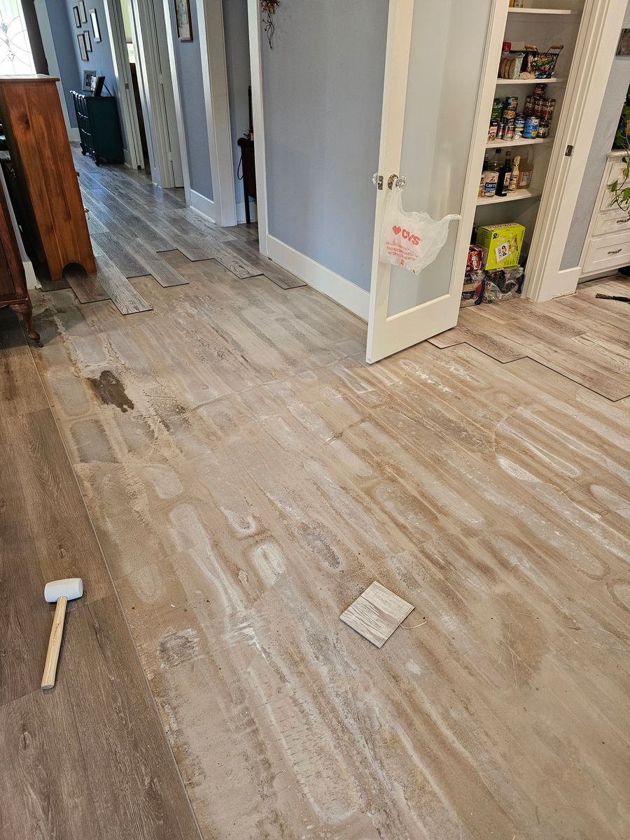 Flooring for Hockley Frame and Siding LLC in Hockley, TX