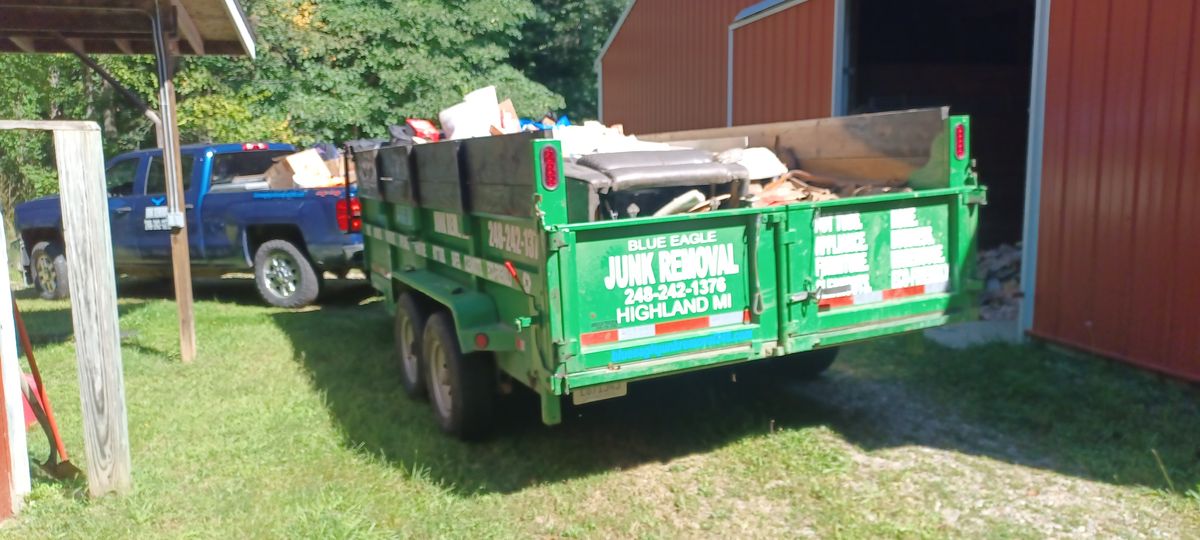 Garbage for Blue Eagle Junk Removal in Oakland County, MI