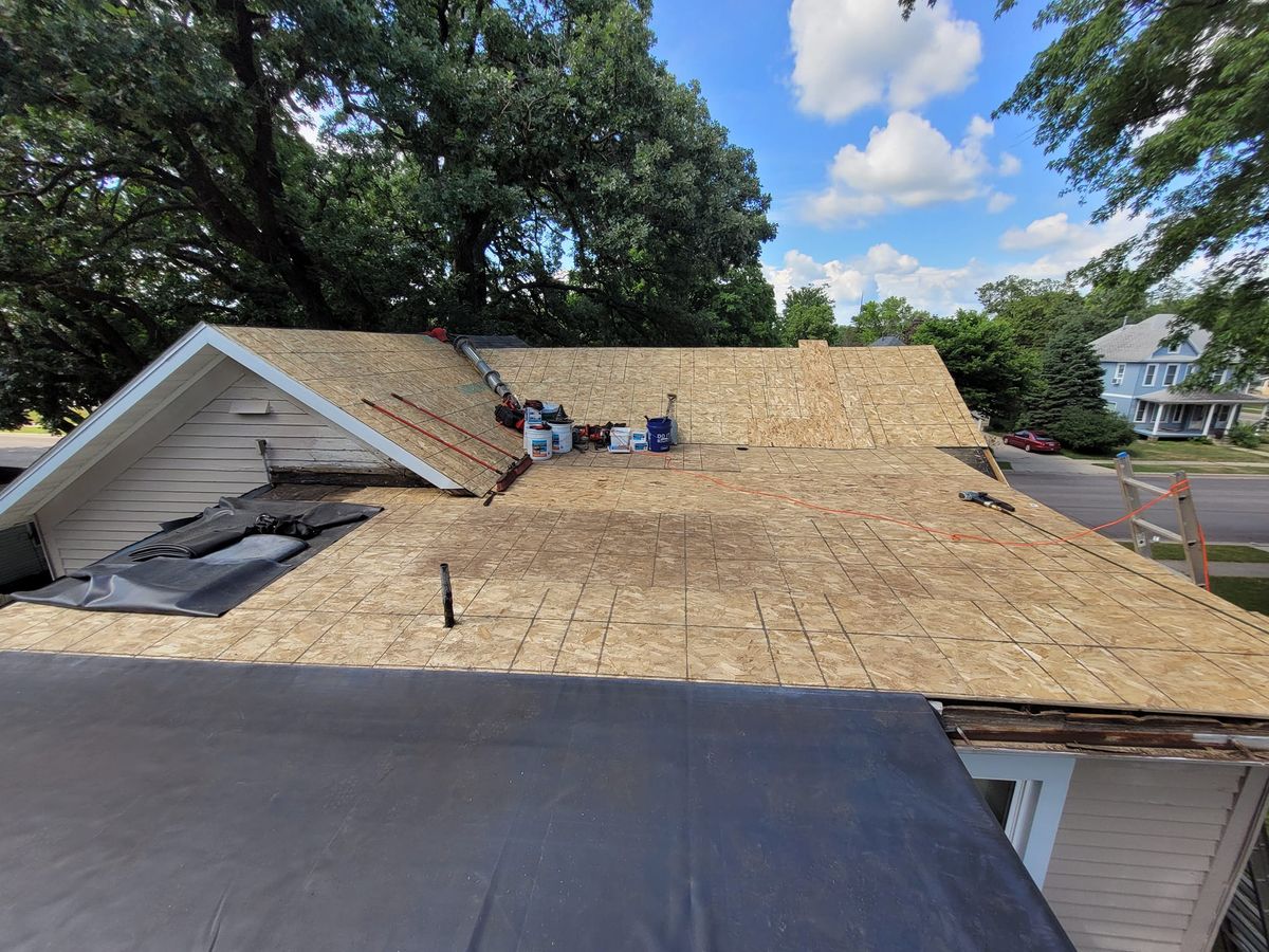 Roofing Installation for Kingdom Roofing and Construction in Mankato, MN