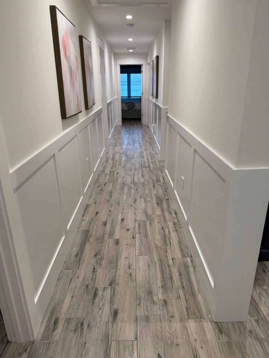 Crown Molding for Rich Construction Services in Parrish, FL