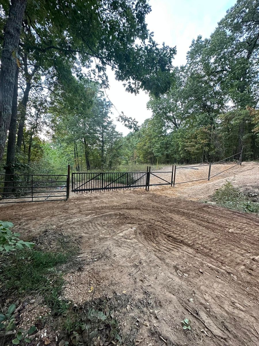 Gate Installation for K7 Welding and Construction in Perryville, MO
