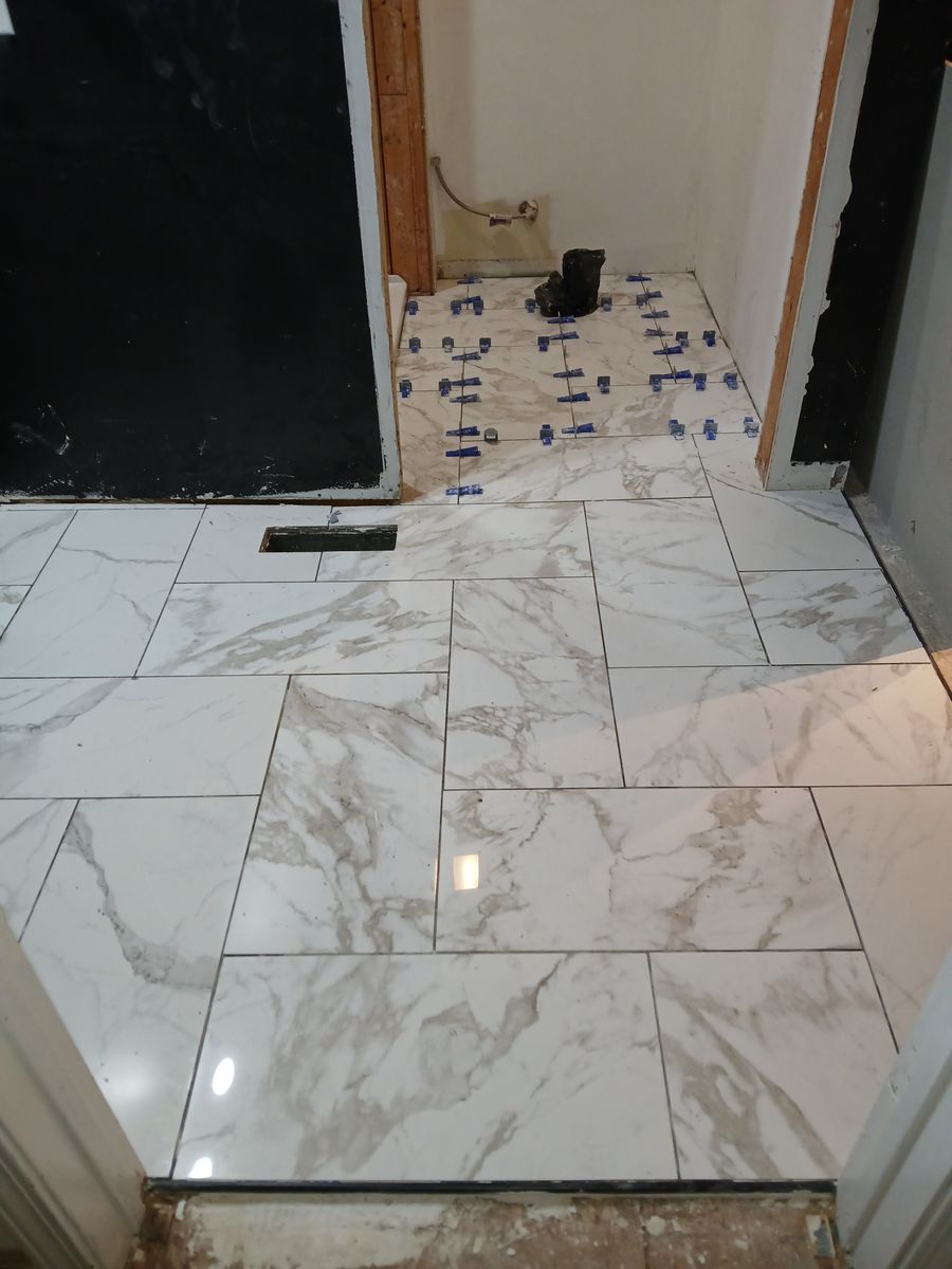 Tile for Dead Tree General Contracting in Carbondale, Illinois