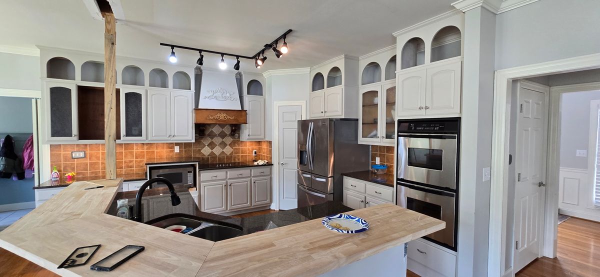 Kitchen and Cabinet Refinishing for Second Chance Painting  in McMinnville, TN