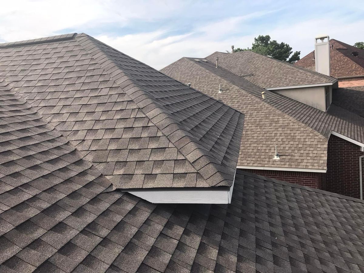 Residential Roofing for E & E Roofing in Baytown, TX