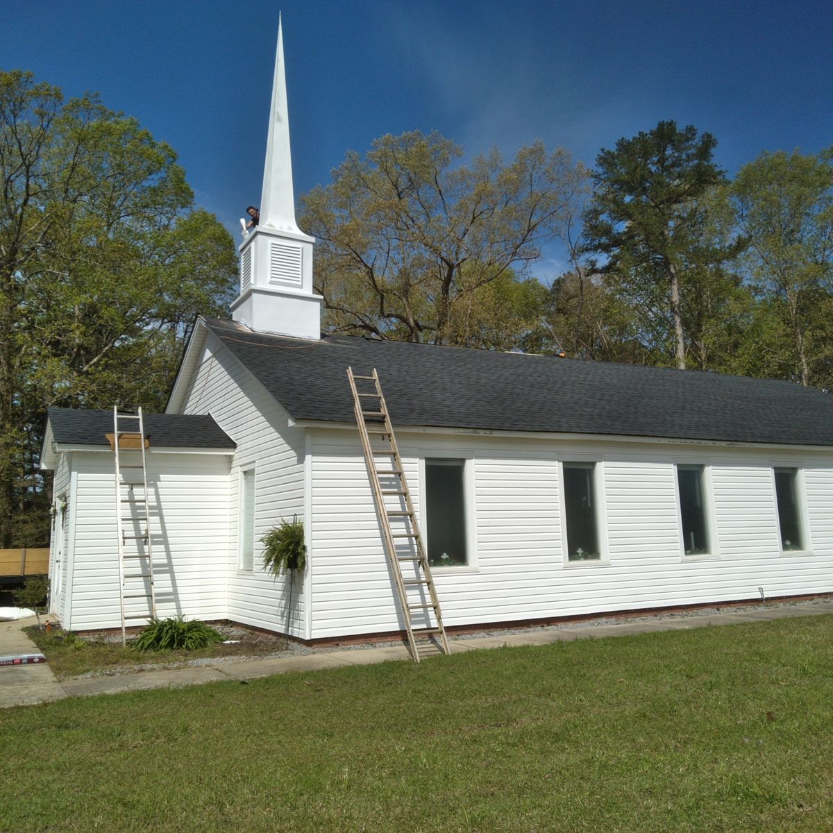 Other Services for H & R Roofing And Construction  in Union, MS