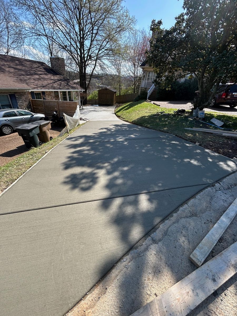 Concrete Driveways for Premier Concrete Scapes in Murfreesboro, TN
