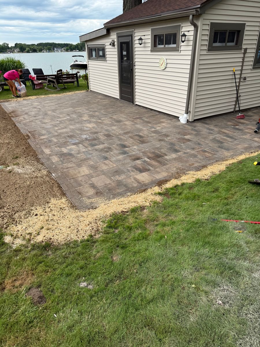 Hardscapes for Paradise Lawnscapes in West Bend, WI