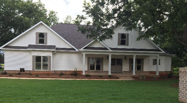 Custom Home Building for Lot Construction Group in Perry, GA
