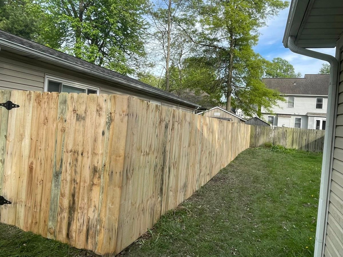 Fence Installation for Reynoso’s Fencing & Lawn Care in Painesville, OH