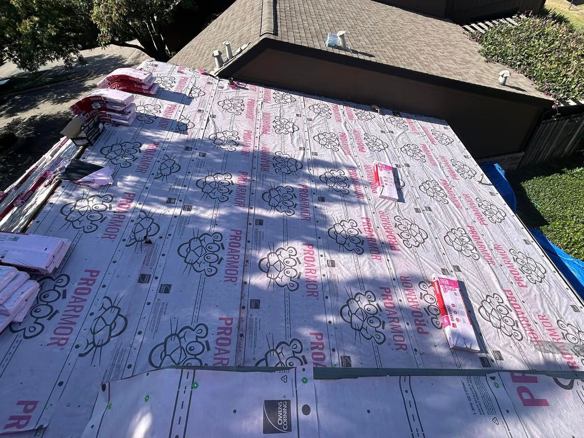 Roofing Installation for Royalty Contracting Roofing in Saginaw, TX