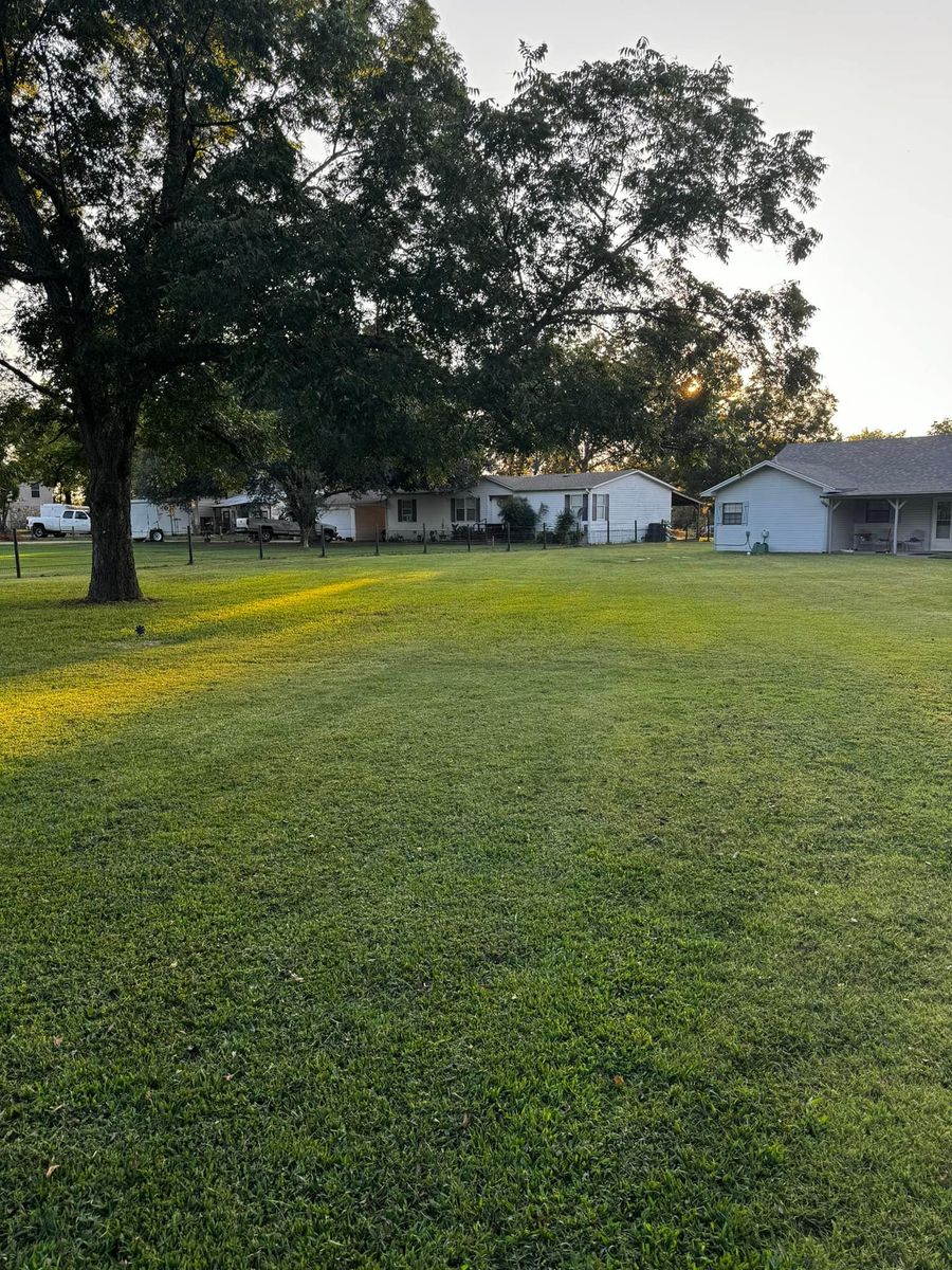 Mowing for Keener's Lawn and Landscape LLC in Quitman, TX