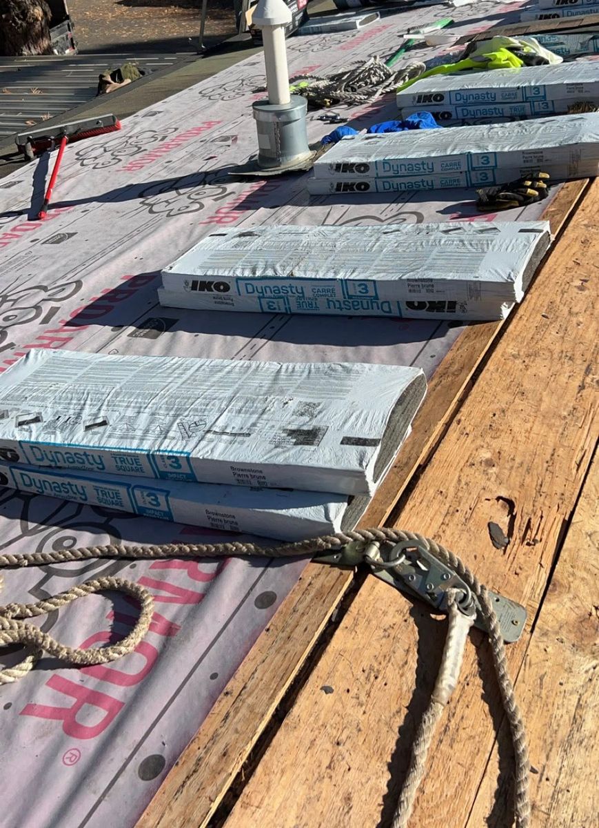 Roofing for Two Little Pigs Construction in La Grande, OR