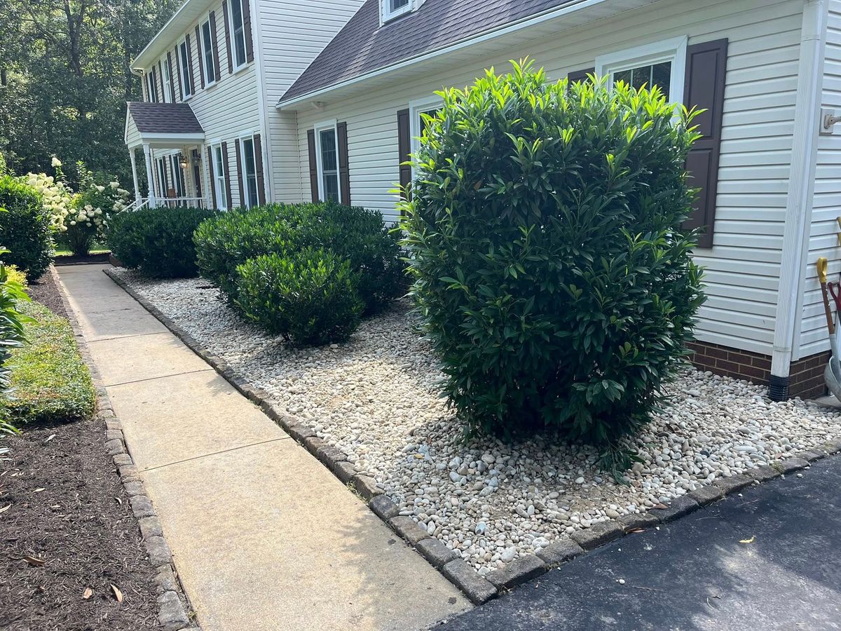Shrub Trimming for Atlas Home Services in Mechanicsville, Virginia