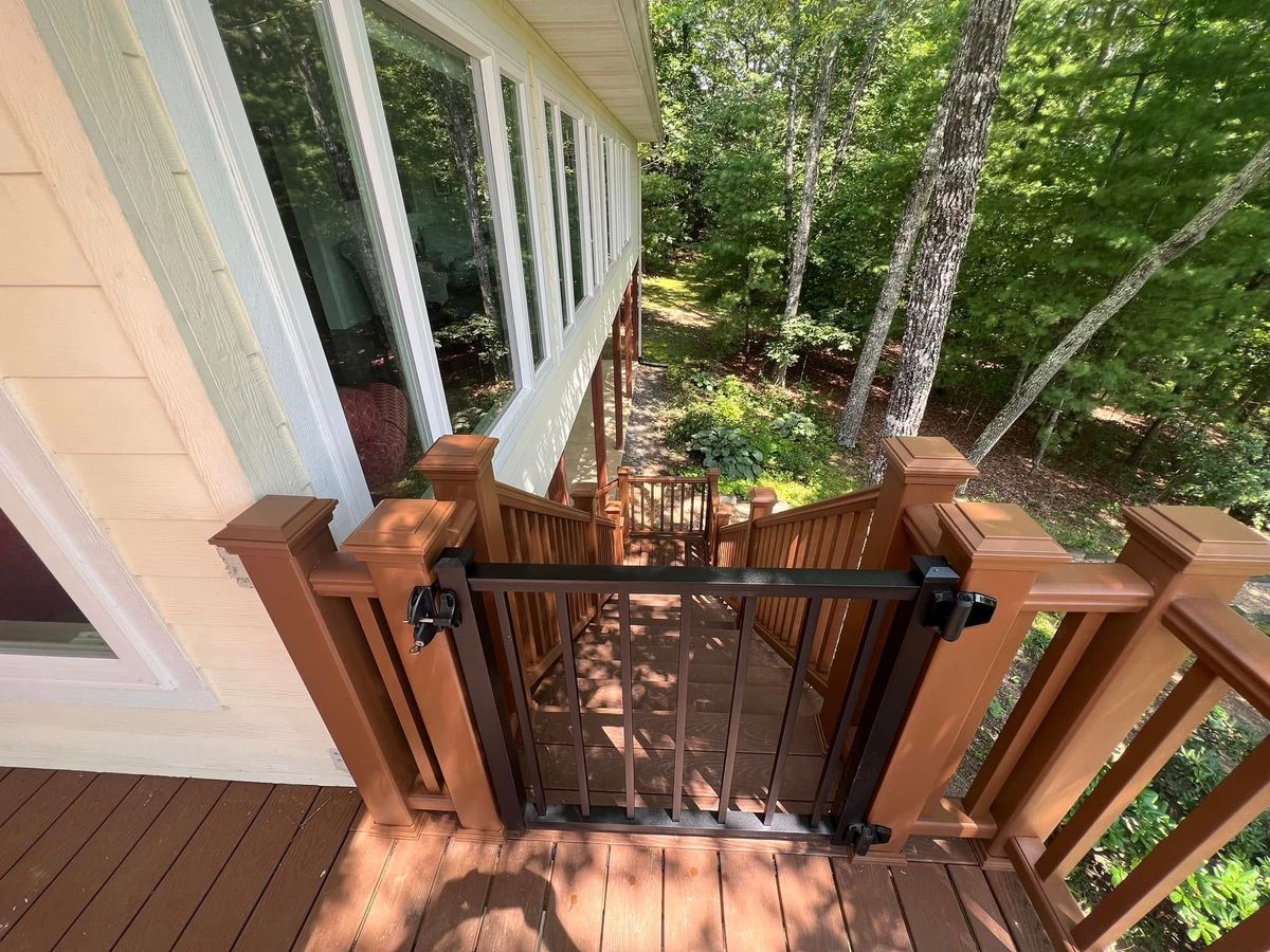 Carpentry for Grizzly Construction, Inc. in Hayesville, NC