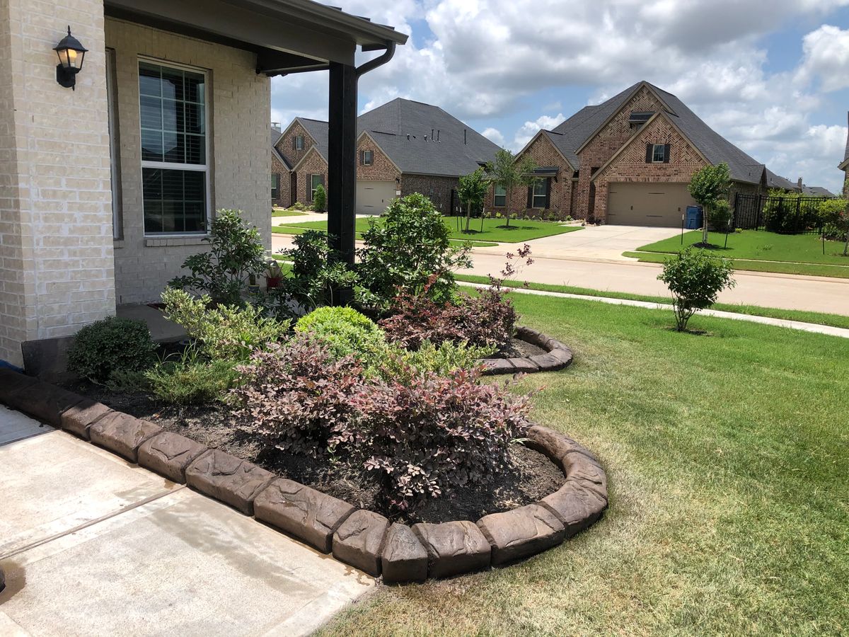 Landscaping for Texas Curb N Borders in Houston, TX