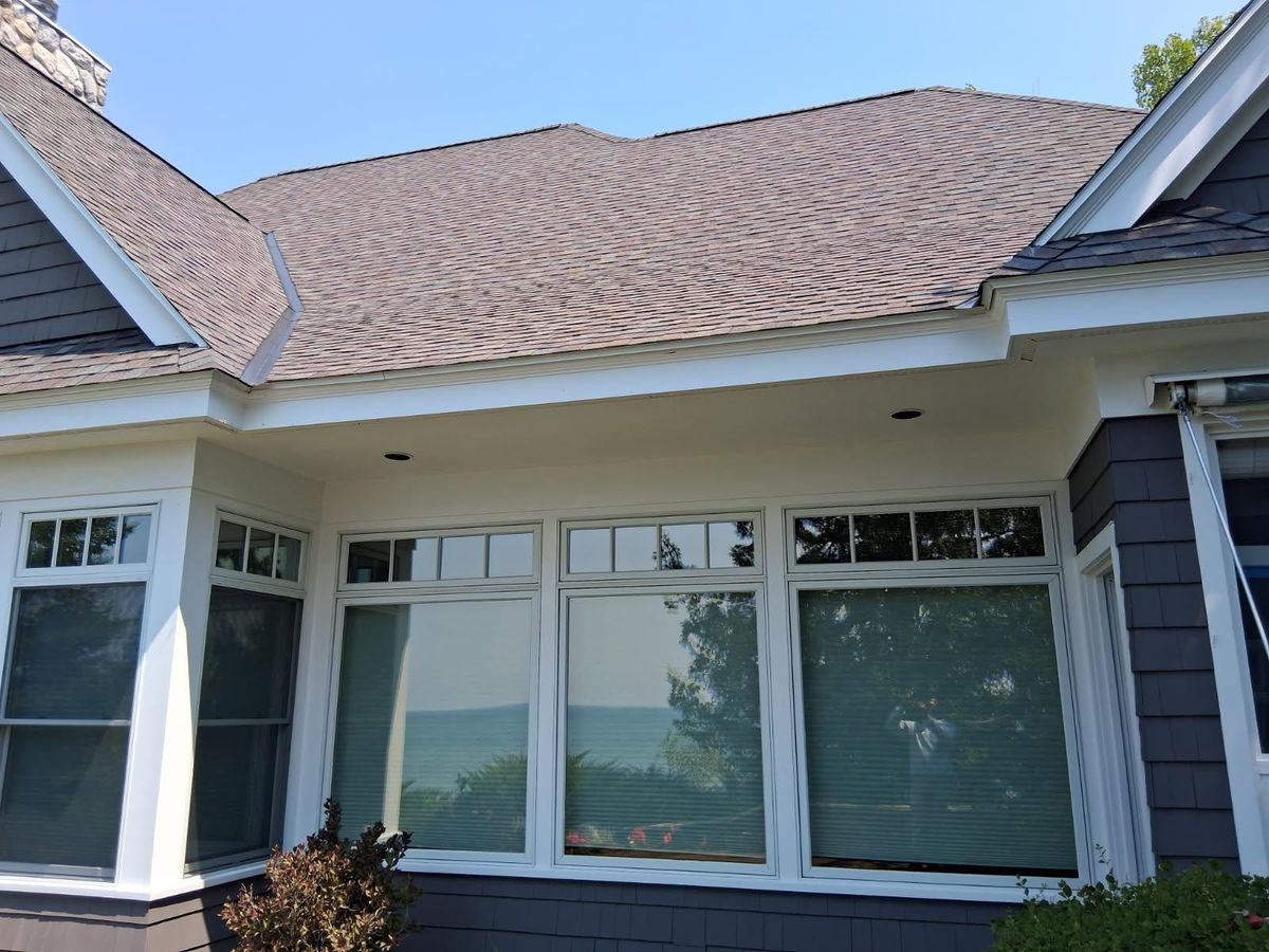Exterior Painting for Deluxe New World Painting Company  in Cheboygan, MI