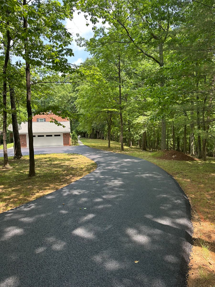 Asphalt Driveways for James R Carter Paving in Roanoke, VA