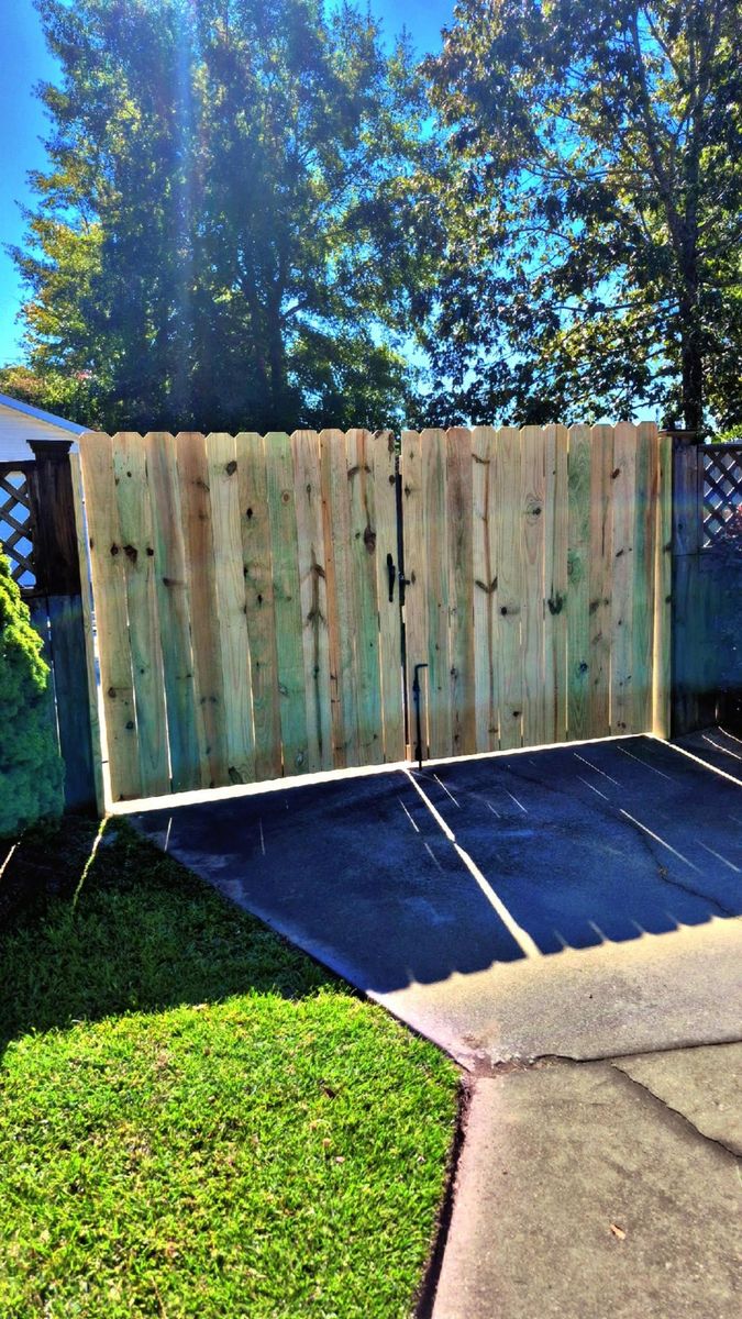 Fence Repair for JB Nealy Fence in Elgin, SC