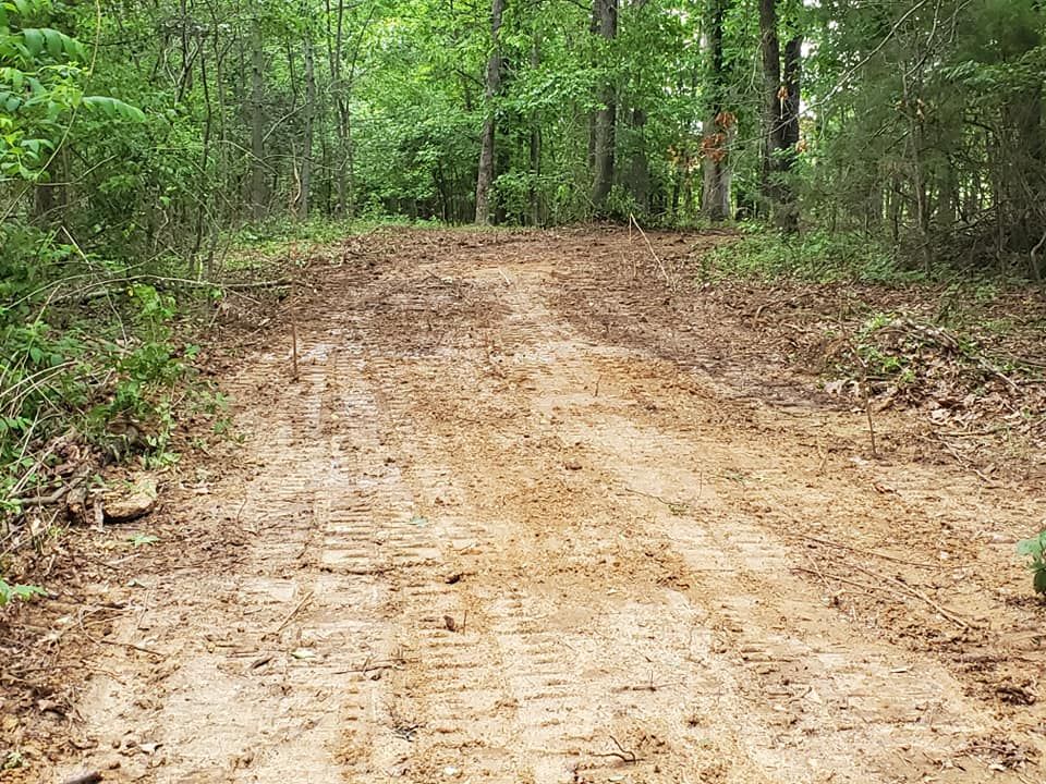 Leveling for H&H Earthworks in Decherd, TN