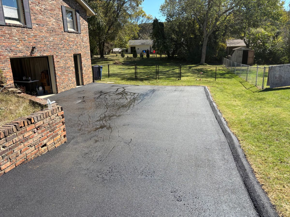 Sealcoating for Quality Paving in Seymour, TN