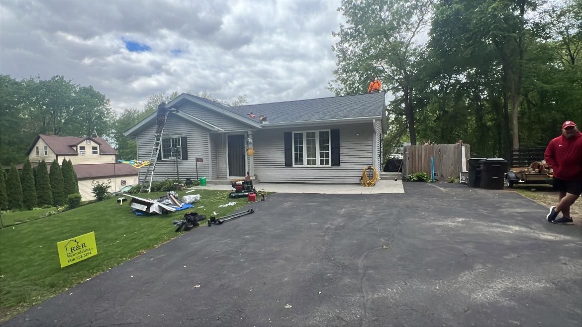 Roofing Repairs for R&R Remodeling in Edgerton, WI