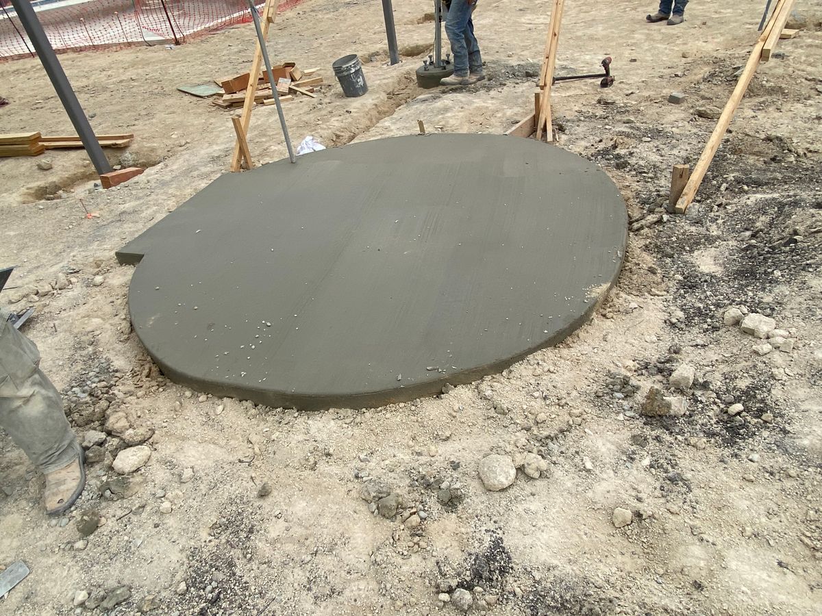 Concrete for Leo's Concrete Crew in Elgin, TX