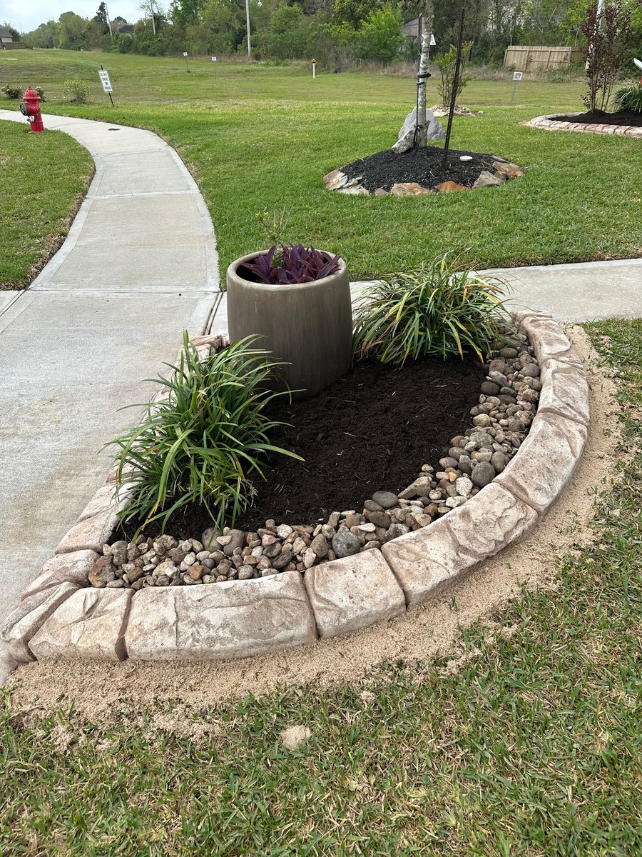 Landscaping for Texas Curb N Borders in Houston, TX