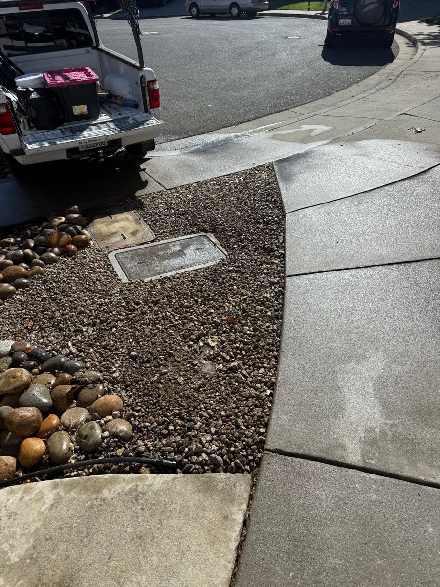 Mulch Installation for CBA Landscaping in Hayward, CA