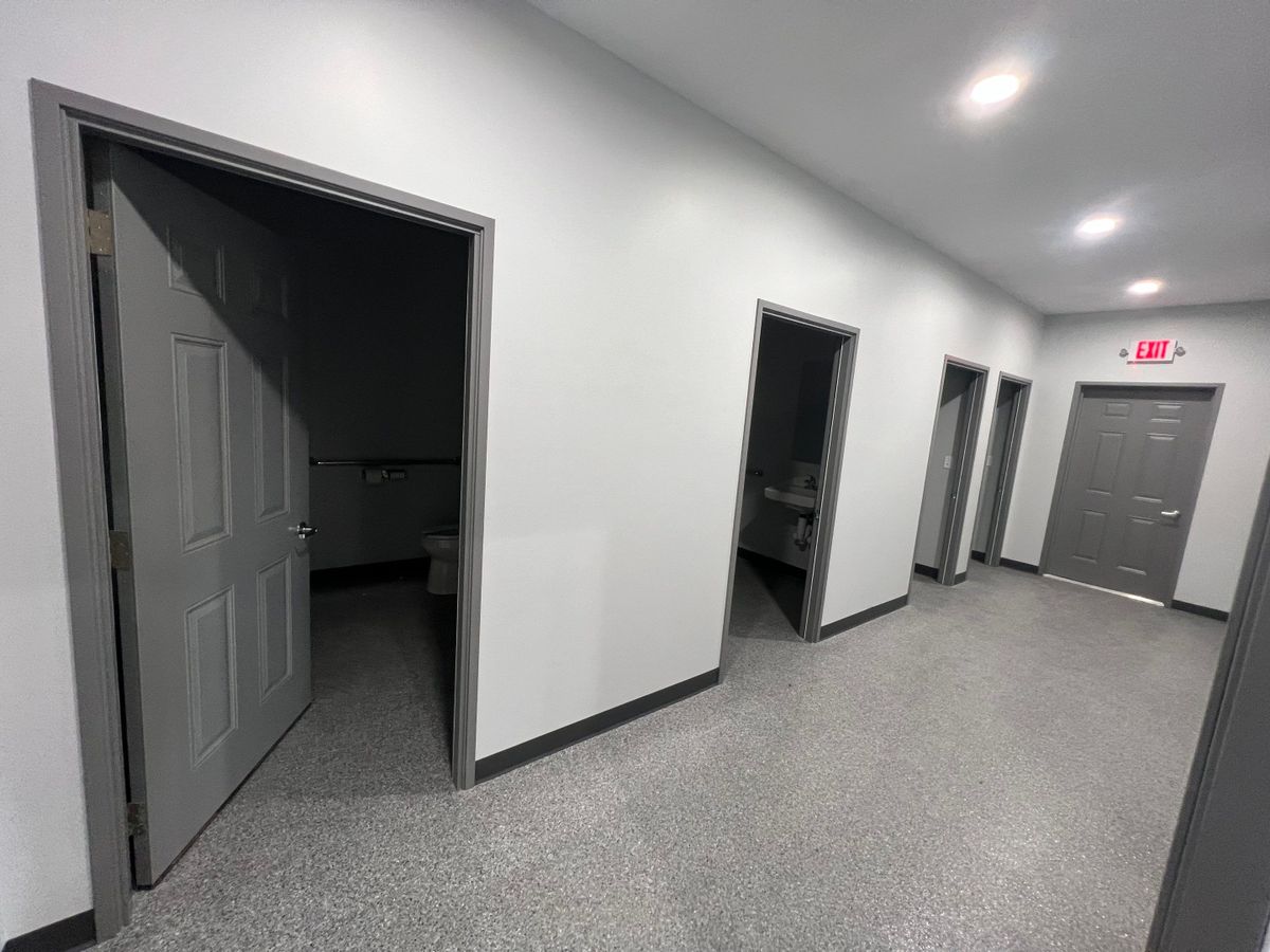 Finish & Trim Work for Edgecomb Builders in Ottawa , KS