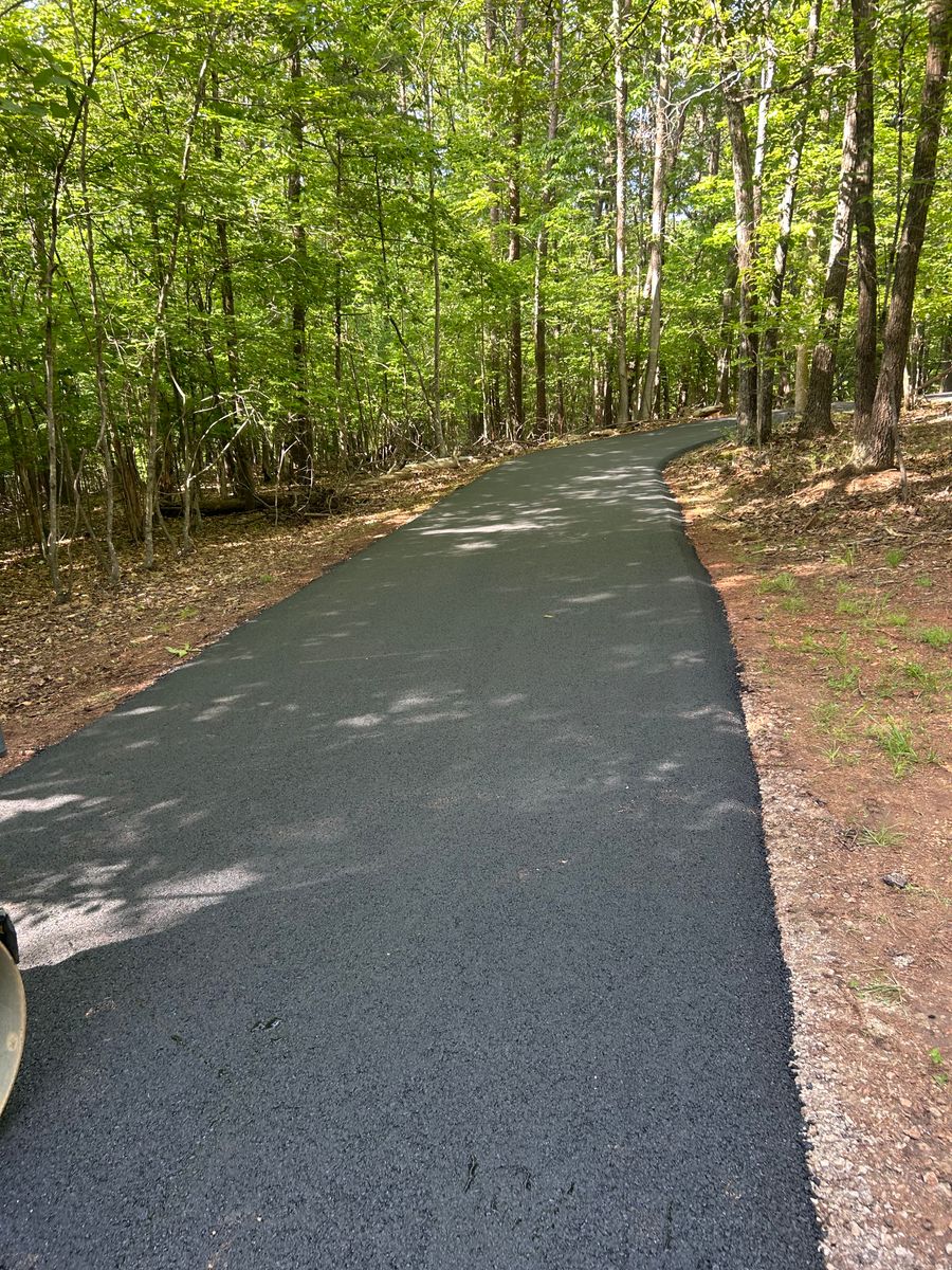 Asphalt Driveways for James R Carter Paving in Roanoke, VA