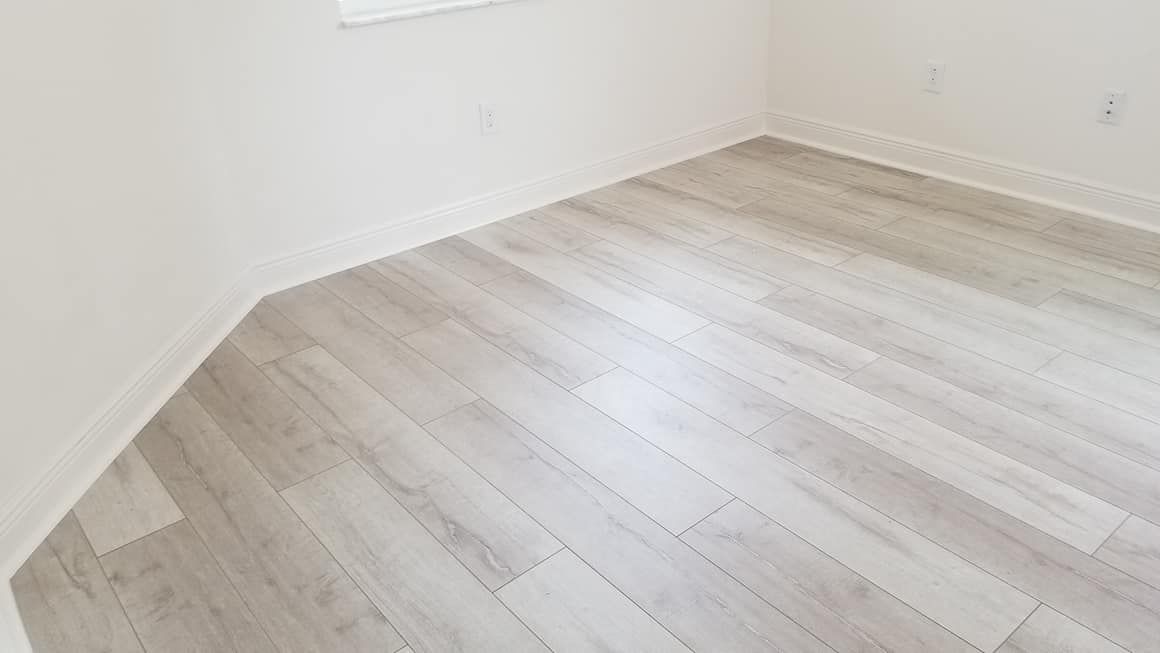 Flooring for Magic Touch Construction in Tampa, FL