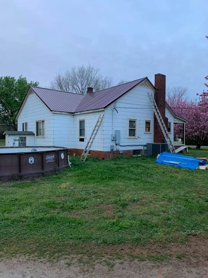 Metal Roofing for Ridgeline Construction in Hiddenite, NC