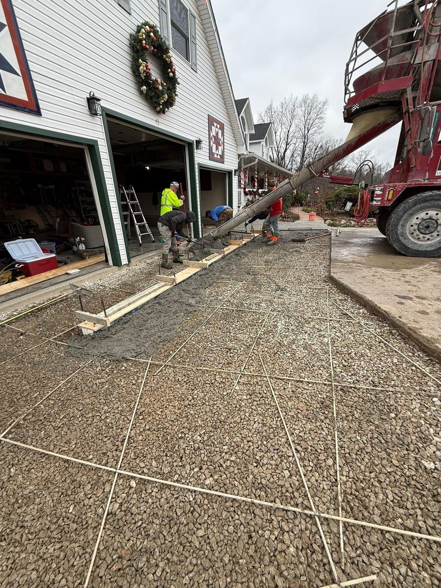 Driveways & Sidewalks for Whitfield Concrete Construction in Solsberry, IN