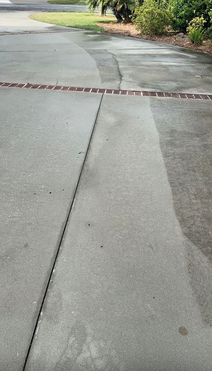 Driveway cleaning for Premier Softwash in Bluffton, SC