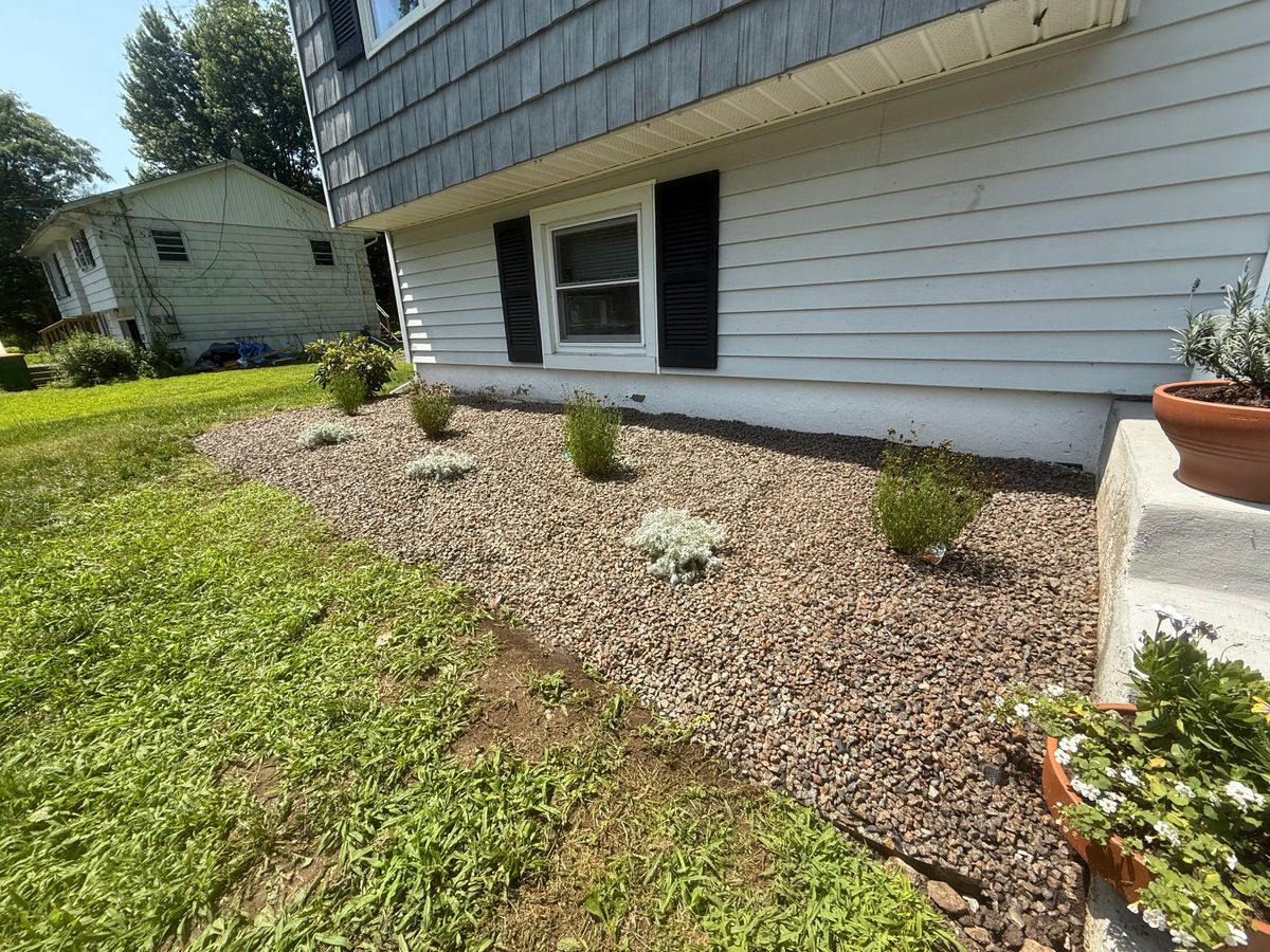 Planting & Garden Design for Ardisi Property Maintenance LLC in Poughkeepsie, NY 