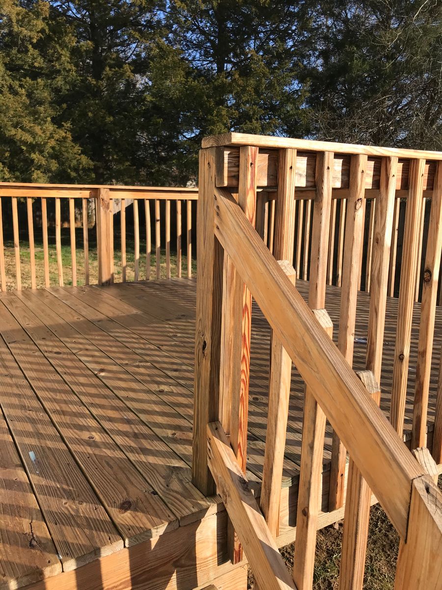 Deck services for Team Bard Lawn Care SVC in Woodbury, TN