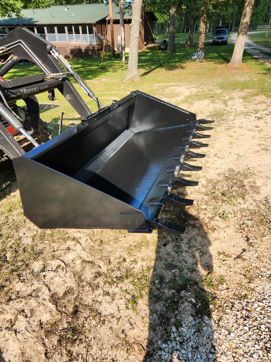 Low Profile Buckets for Outlaw Fabrication LLC in Salem, MO