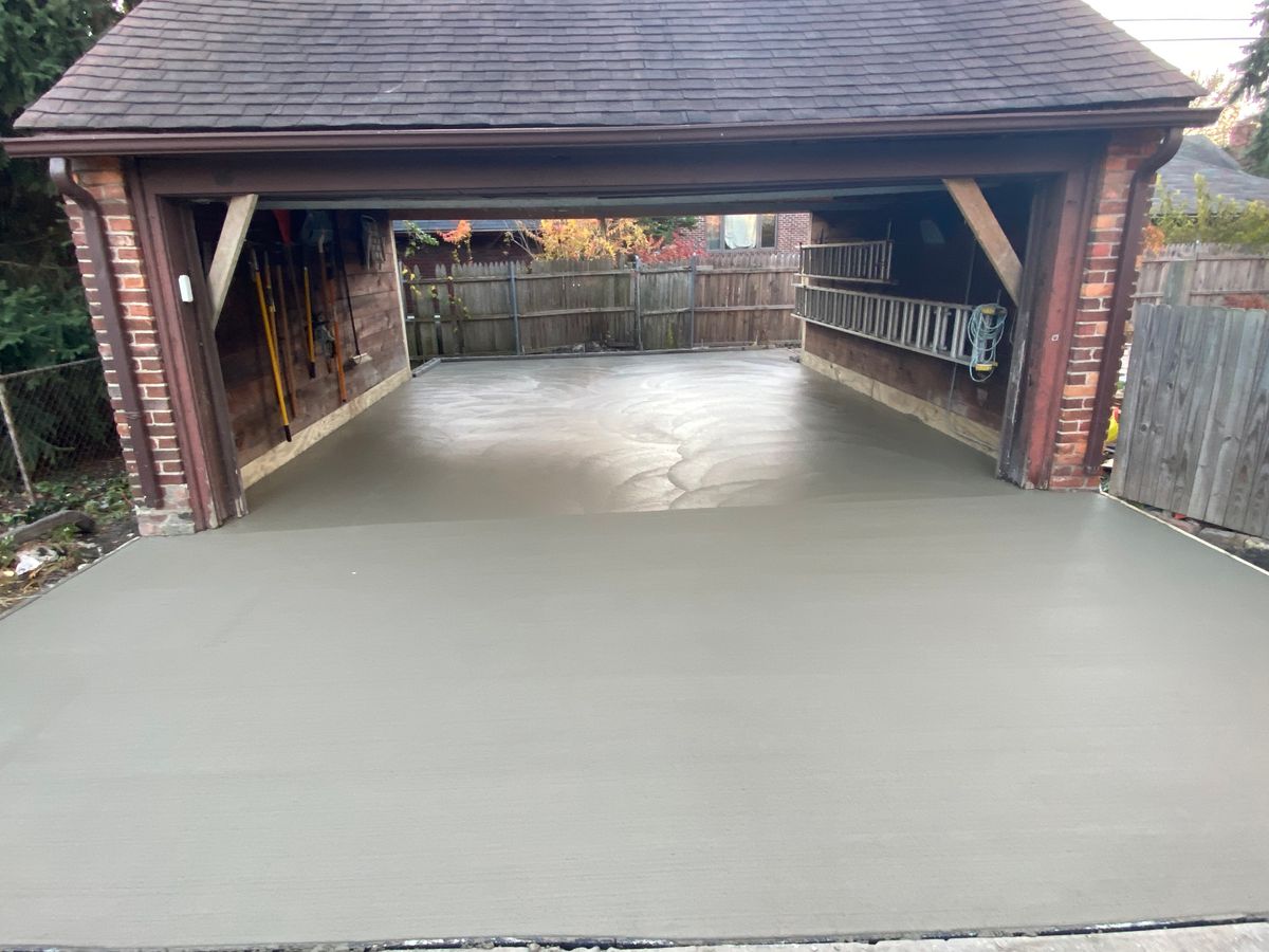 Concrete Driveway Replacement for Deerbrook Construction in Pontiac, MI